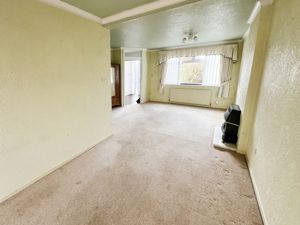 Dining area- click for photo gallery